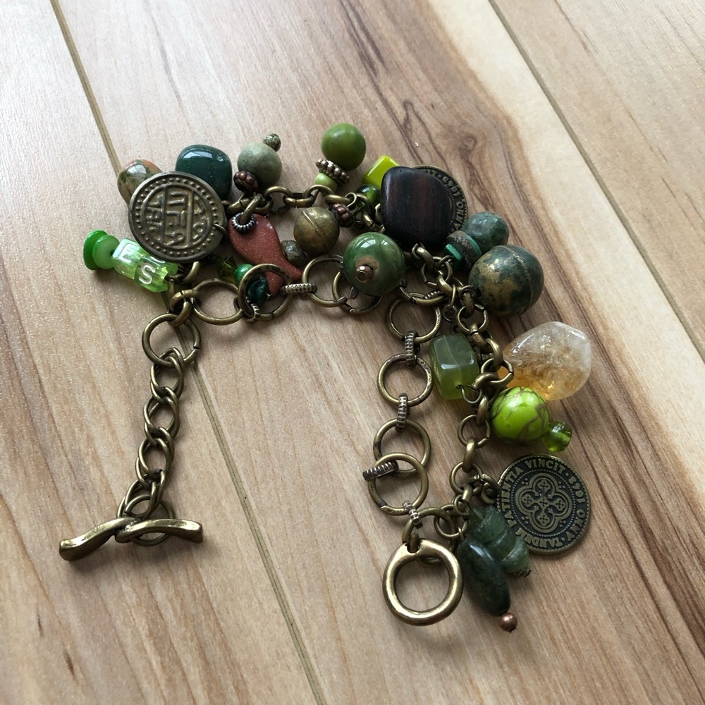Beaded charm bracelet